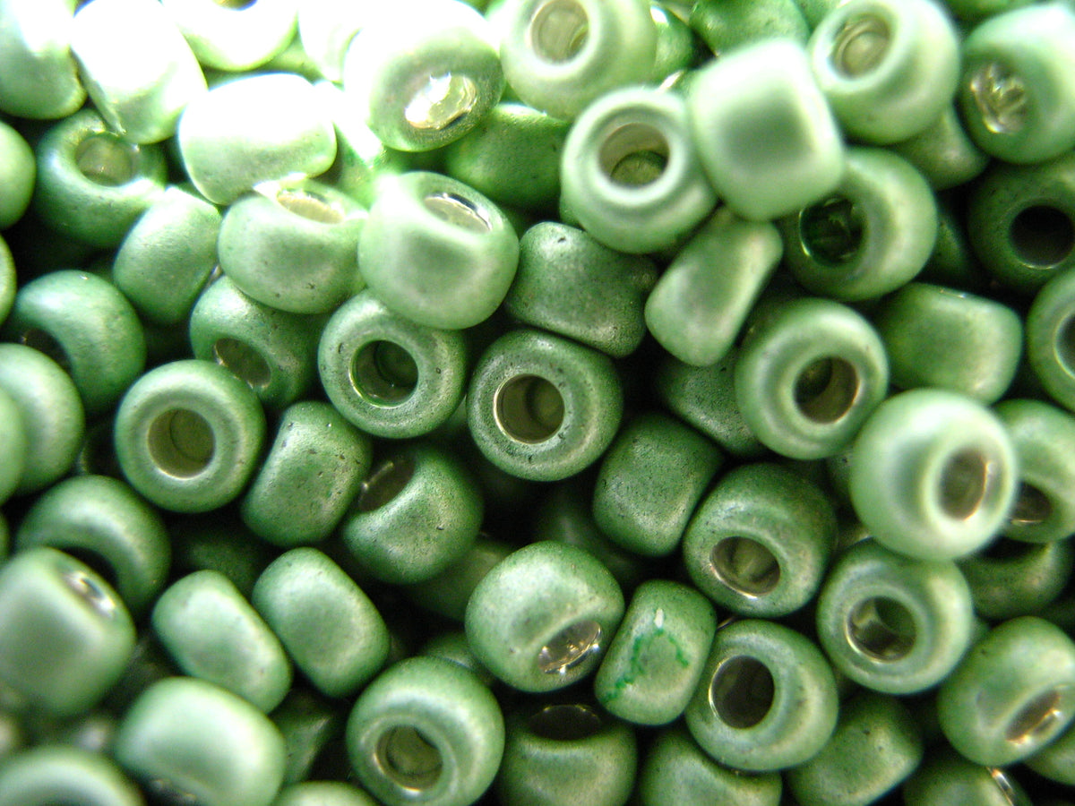 11/0 Round Toho Seed Beads 27gms, Matte Apple/Green. – Olivia's Fabric and  Beads