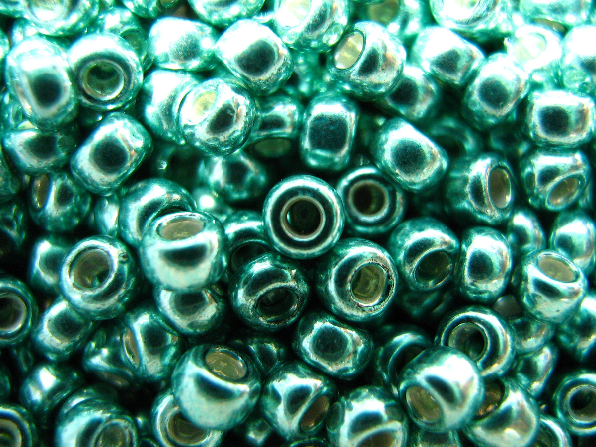 800Pcs/Box 2mm 11/0 Toho Round Beads Japanese Glass Seed Bead Galvanized  Gold Permafinish Indigenous